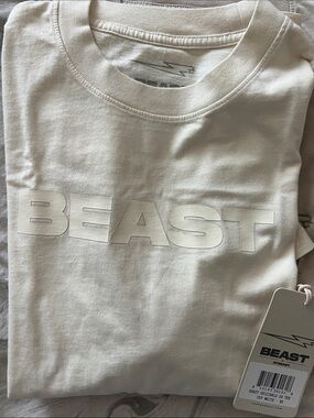 MR. BEAST - Ivory/khak XS Men's Short Sleeve Tee Shirts